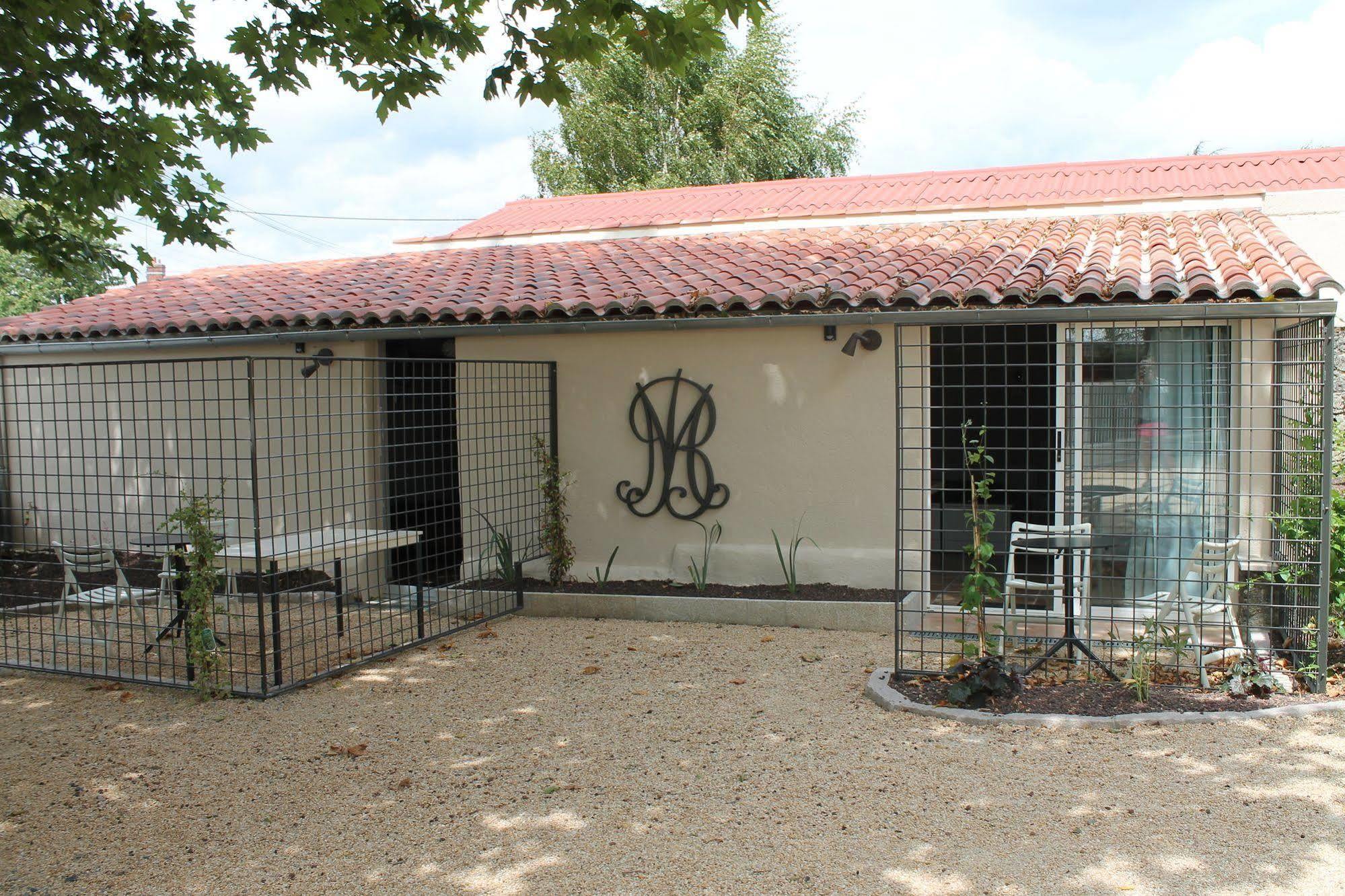 Hotel Maison Marie Barrault Les Herbiers Exterior foto